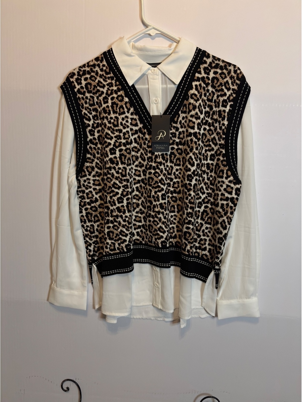 Adrianna Papell Womens Leopard Print Sweater Vest Layered White Blouse Size L